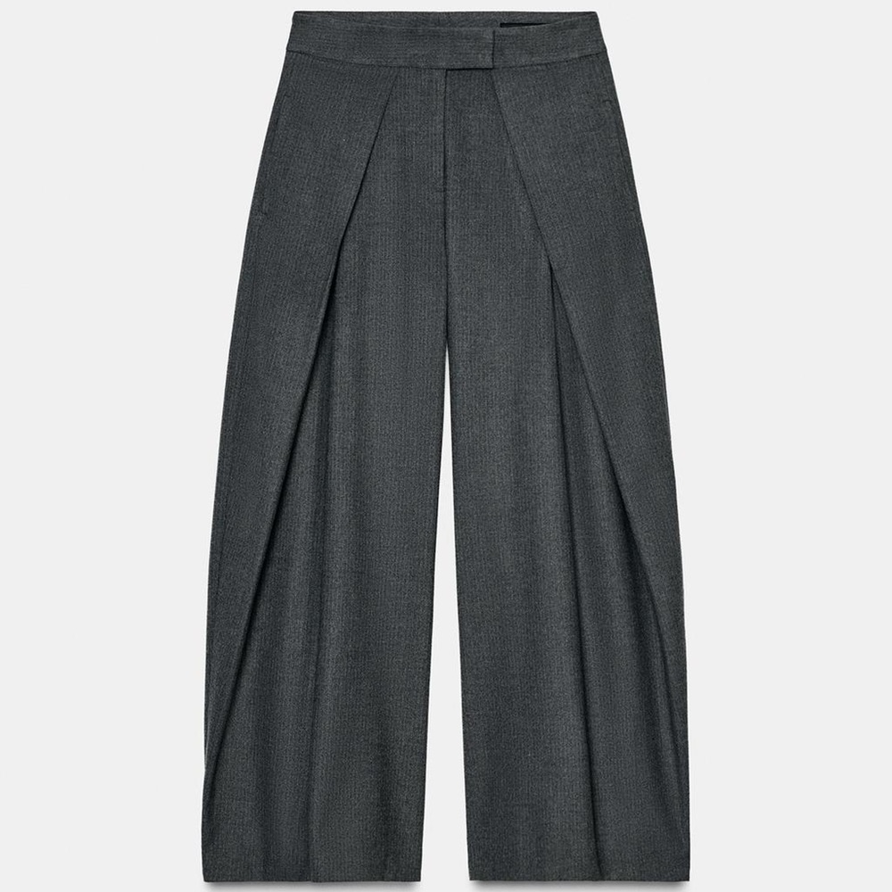 骨格ナチュラル,パンツ,ZARA,ピンストライプ柄ワイドレッグダーツパンツ