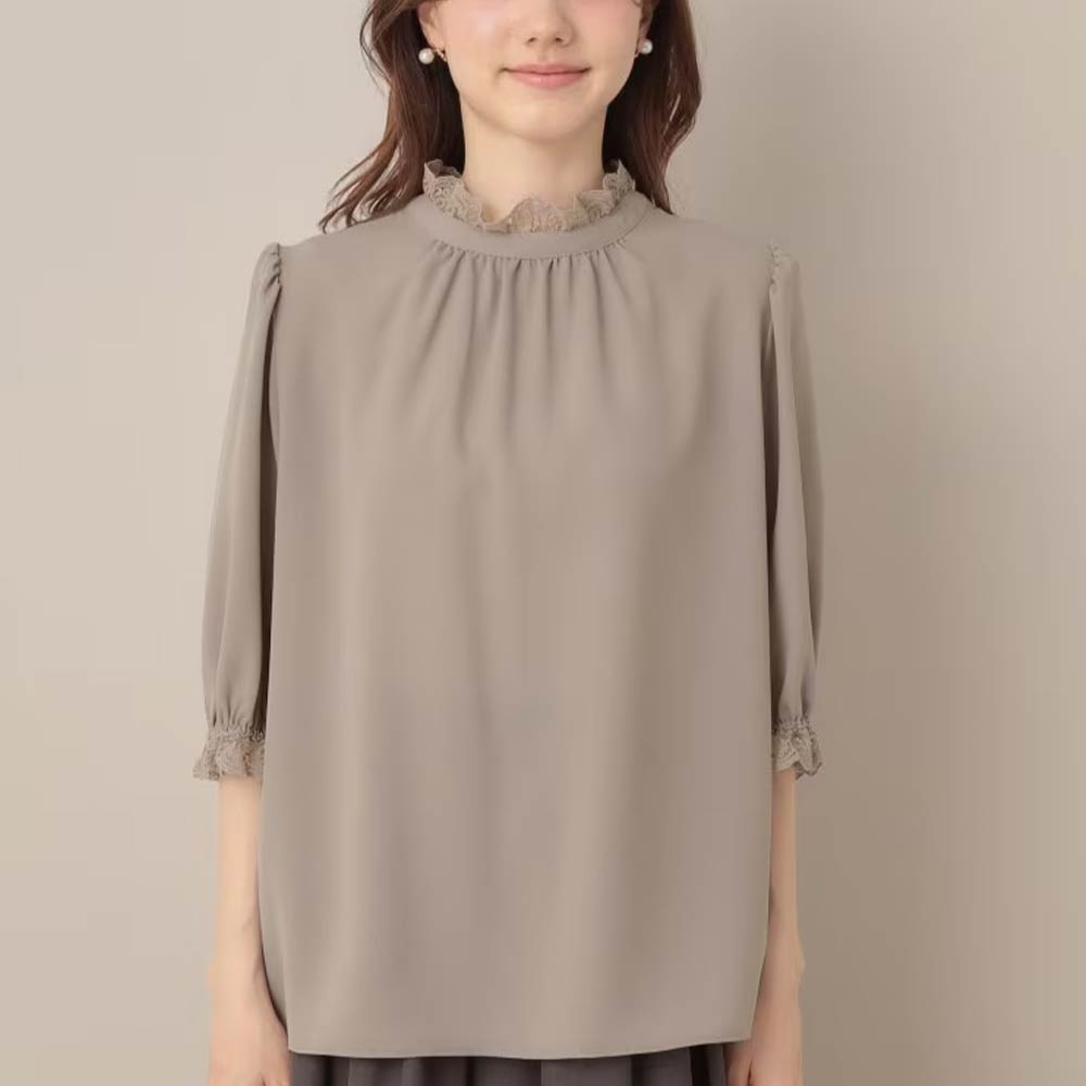 骨格ウェーブ,ブラウス,Couture Brooch,クチュールブローチ,華やか,大人可愛い,5分袖,エンブロレース前後2WAYブラウス